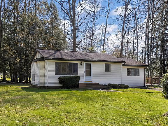 3rd image of 14298 Primrose Dr