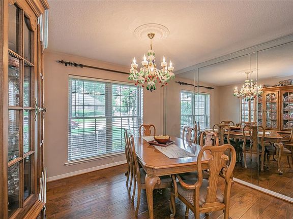 5th image of 4003 Fort Branch Dr