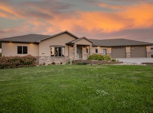 412 S Walnut Ave, Bridgewater, SD 57319