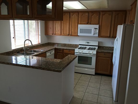 3rd image of 9869 Caspi Gardens Dr Unit 6