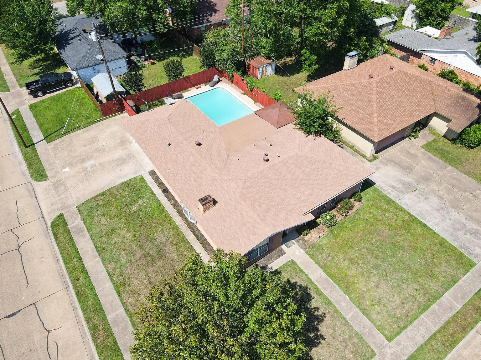 2117 Benjamin Rd — Photo 2