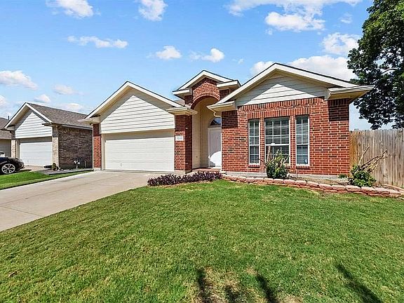 3rd image of 1000 Fairweather Dr