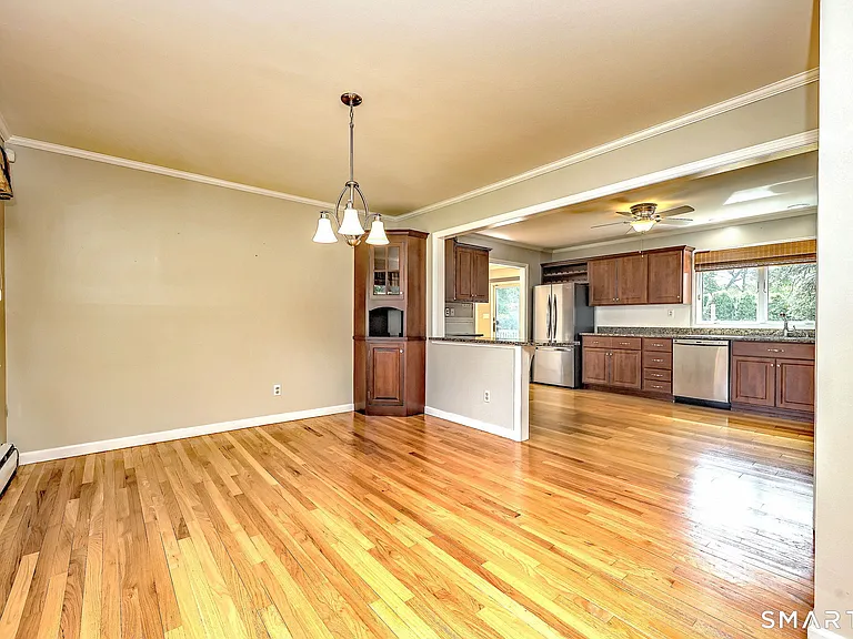 352 Hitching Post Dr — Photo 16