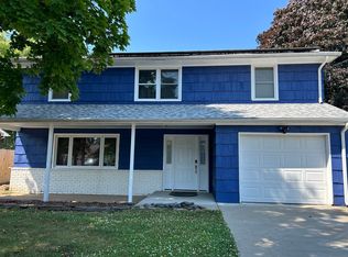 84 Cardo Rd, Hamden, CT 06517