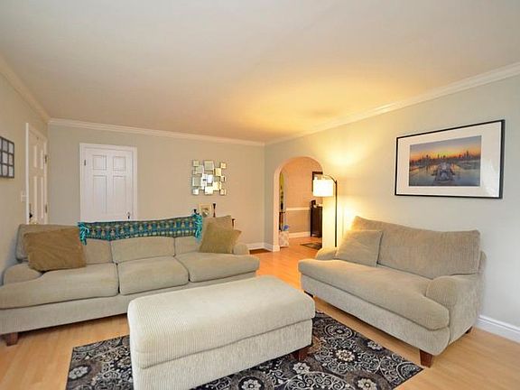 5th image of 1633 Clio Ave