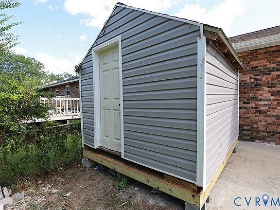 5th image of 3924 Ladbroke Ct