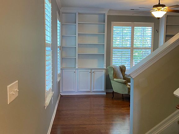 Hall way to living room