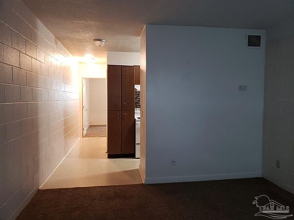 2nd image of 1177 E Lloyd St APT 305