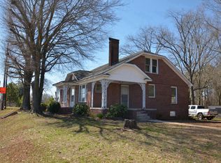 2355 Springs Rd NE, Hickory, NC 28601