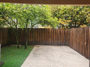 5962 NW 25th St, Fort Lauderdale, FL 33313