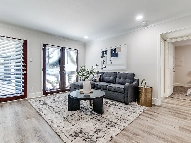 10211 Regal Oaks Dr #120 — Photo 3