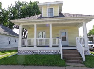 2141 Elm St, Dubuque, IA 52001