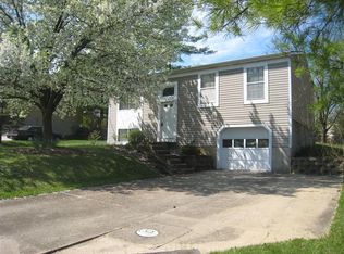 8140 School Rd, Cincinnati, OH 45249