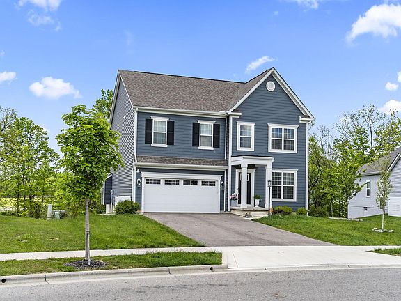 3rd image of 798 Avebury Dr