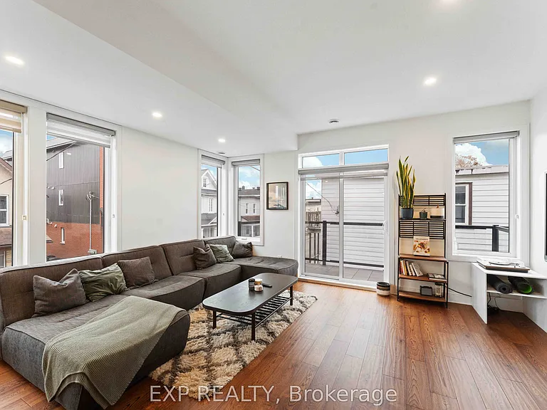9 Anderson St — Photo 9