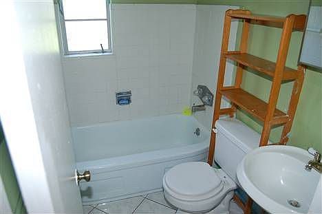 4th image of 7100 13th St N