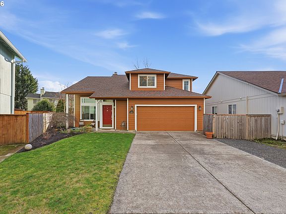 3rd image of 1812 SE 182nd Pl