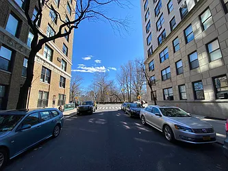 Rented by Harris Philip NYC