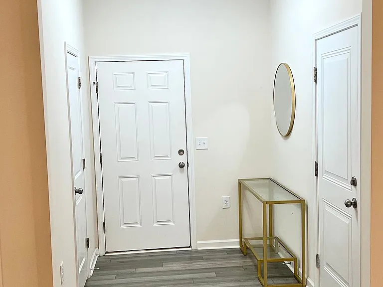 243 Lafferty St — Photo 9