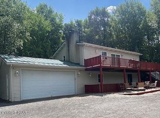 142 Schochs Mill Rd, Blakeslee, PA 18610