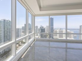 1425 Brickell Ave