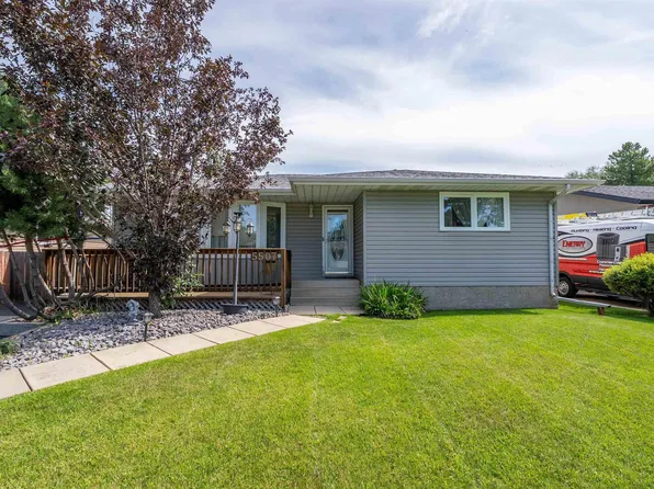 5507 51st St, Leduc, AB T9E 5N5