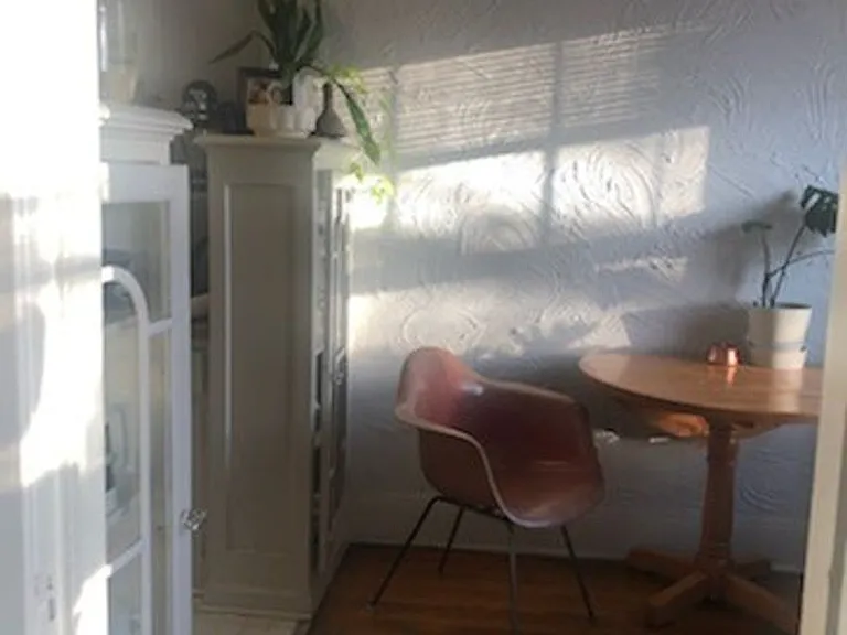 2212 Girard Ave. S — Photo 24