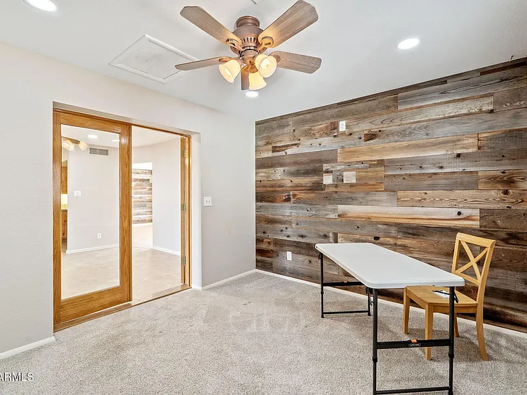 3007 N 84th Pl — Photo 7