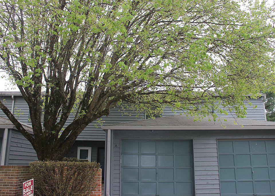 1st image of 417 Bramblewood Ln
