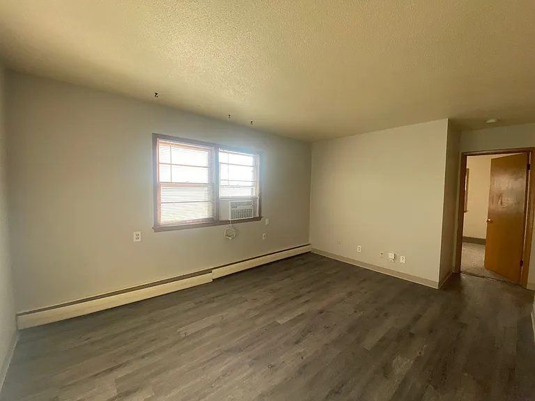 Ashworth Apartments — Photo 11