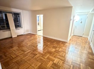 (Undisclosed Address), Fresh Meadows, NY 11365