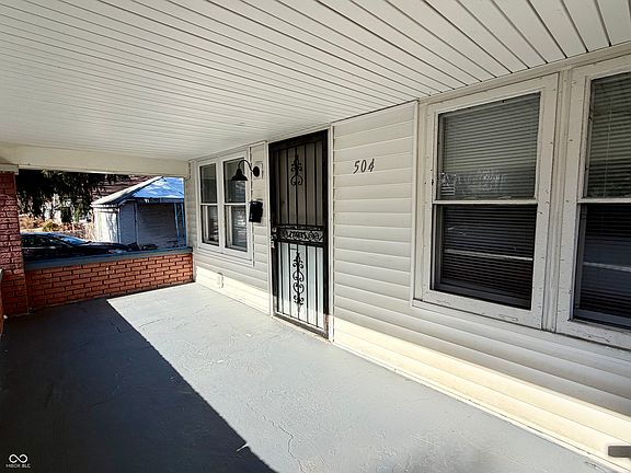 5th image of 4002 Rookwood Ave