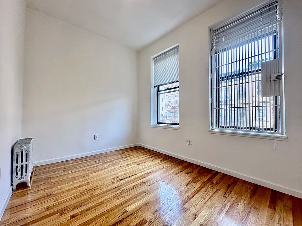 2nd image of 208 W 80th St APT 4A