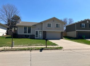 7011 Highland Blvd, Omaha, NE 68138