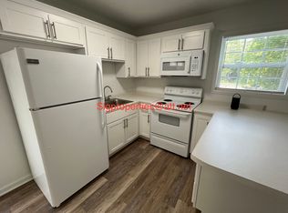 2 Evelake Dr APT B, Asheville, NC 28806