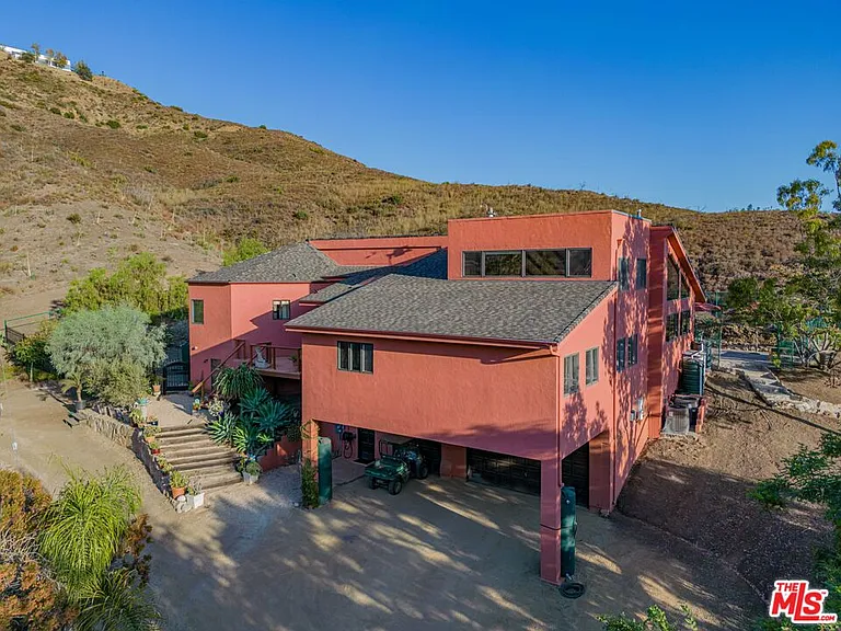 34136 Mulholland Hwy — Photo 56