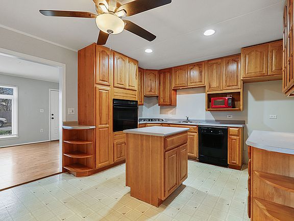4th image of 4300 Whitehall Ln