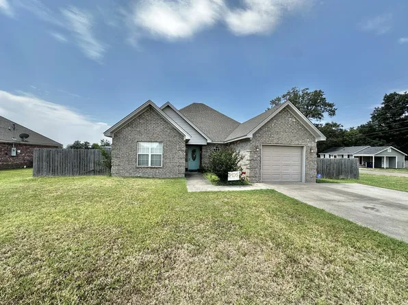 700 Memorial Dr, Cleveland, MS 38732