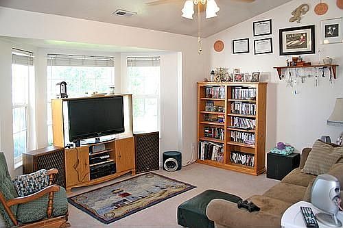 3rd image of 2339 W 1540 N