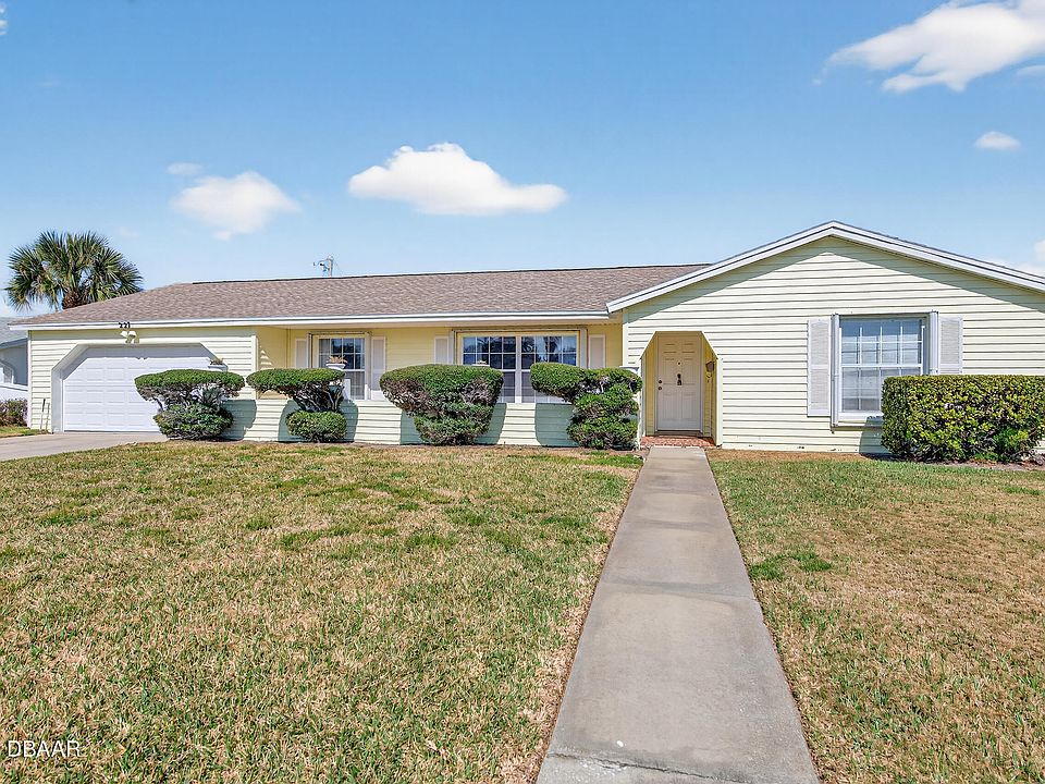 1st image of 227 Wedgewood Cir S #S