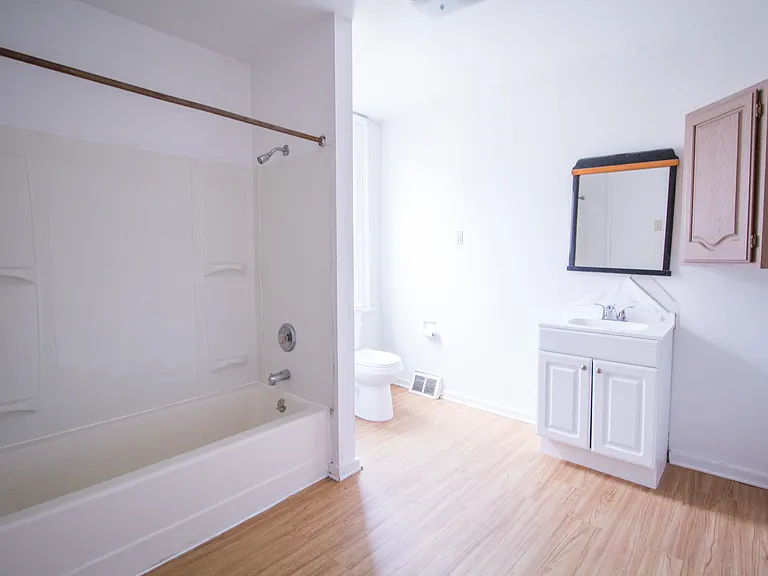 34 Miltenberger St — Photo 10