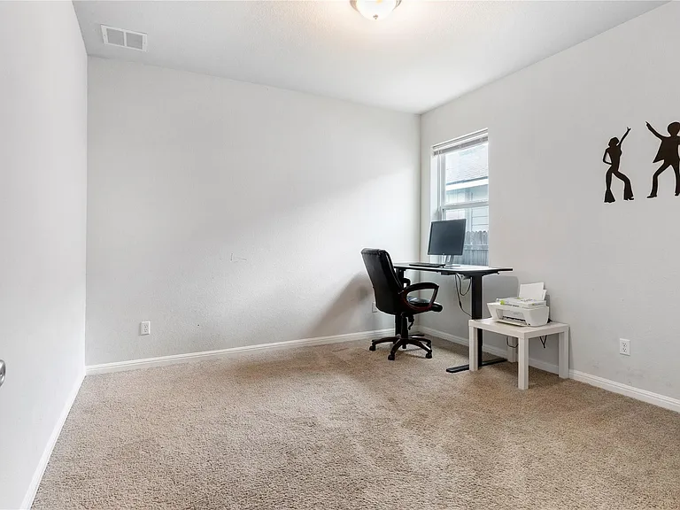 420 Winding Hollow Ln — Photo 29