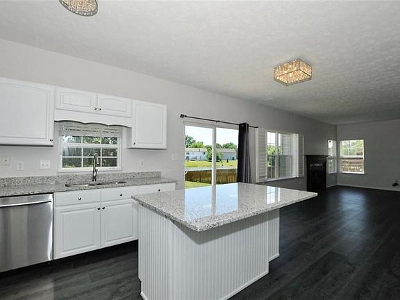 4th image of 7233 Bobcat Trail Dr