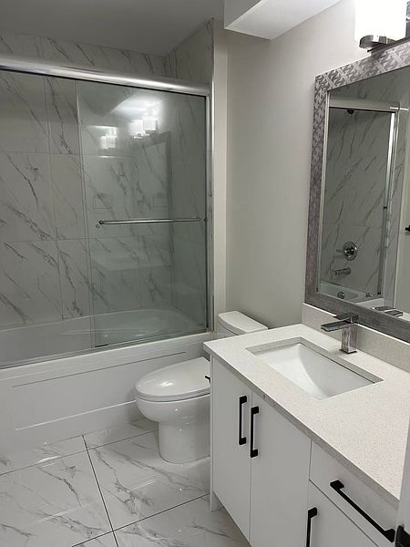 Surrey Apartment for rent - 2 Bedrooms — photo 2