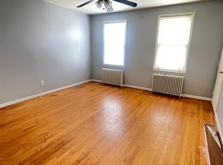 1215 Simms Pl NE APT 1, Washington, DC 20002