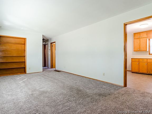 3rd image of 115 Lincoln Avenue