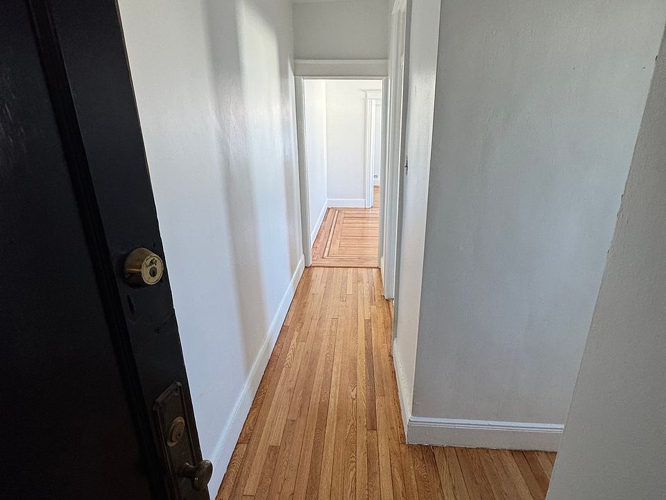 1st image of 2884 E 194th St #2R