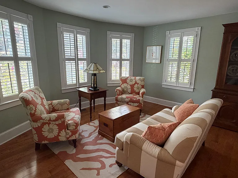 119 Dewey Ave — Photo 4