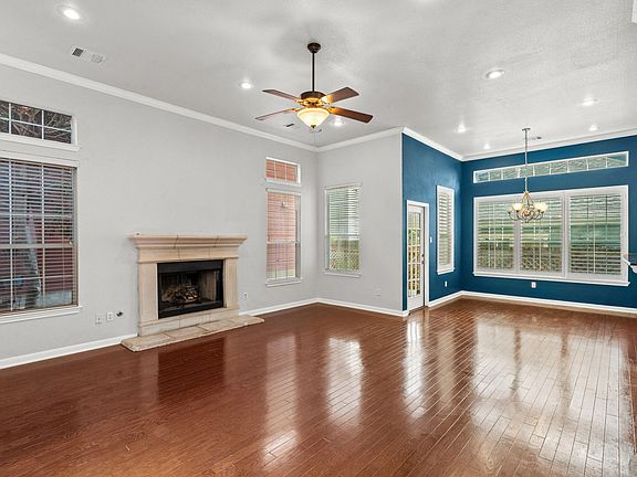 3rd image of 6704 Menchaca Rd #42