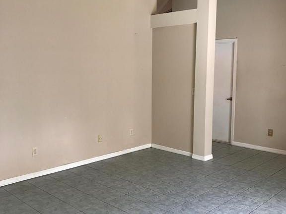 4th image of 1490 Dowd Ct SE